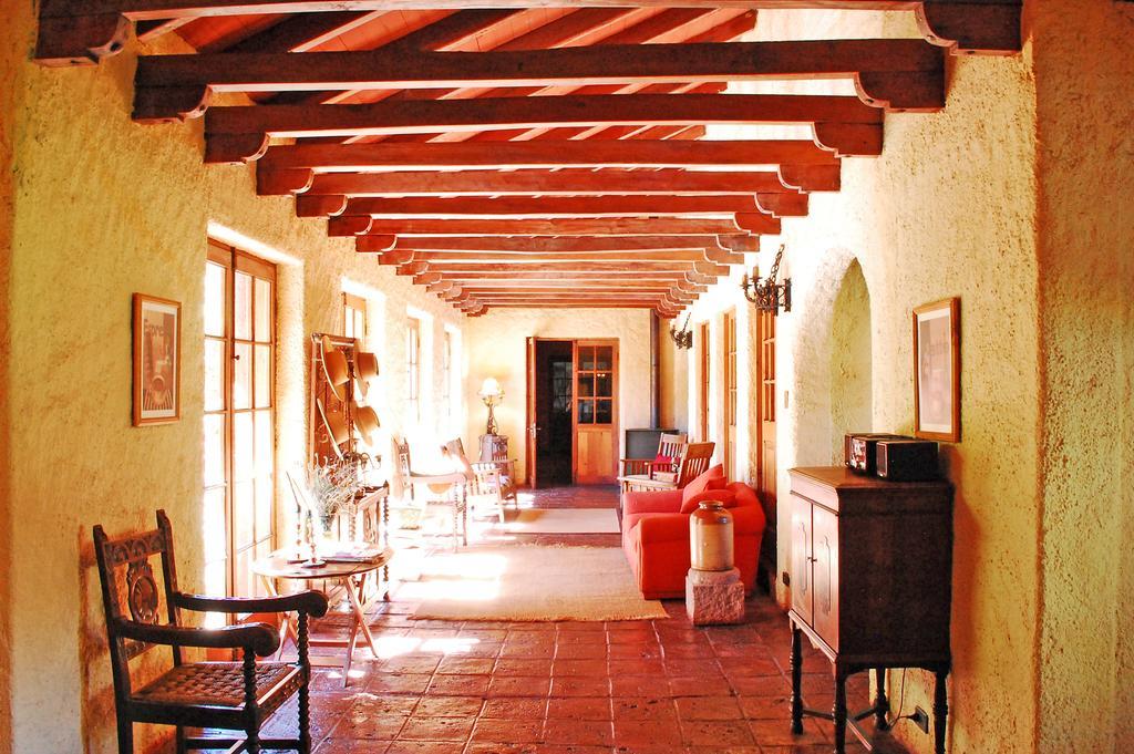 サンタ・クルス Entre Vinas Bed & Breakfast エクステリア 写真